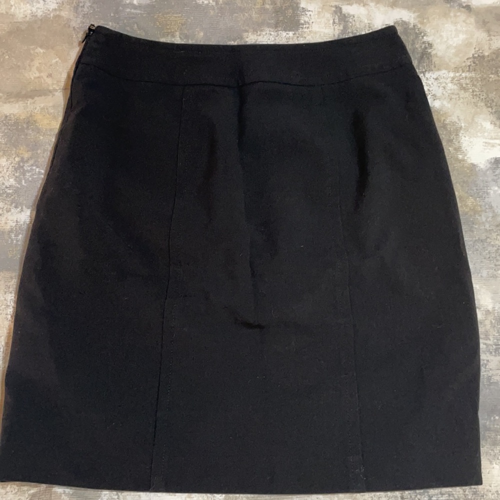 Ann Taylor Petites SZ 0P Black Mini Skirt Cute Front Button Detail and Side Zip - Picture 13 of 14